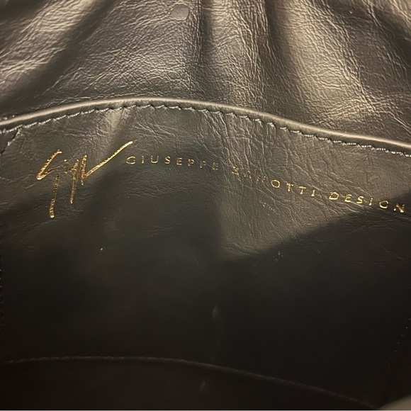 Giuseppe Zanotti patent leather Clutch wristlet, indigo blue, gold tone hardware - Picture 8 of 15